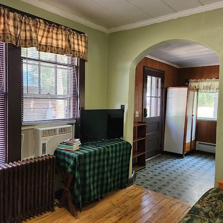 Moreno'S Adirondack Cabins Saranac Lake Buitenkant foto