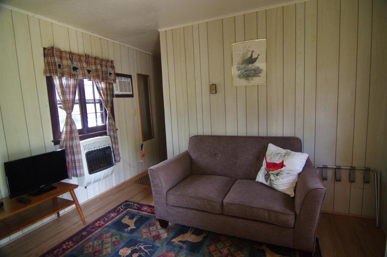 Moreno'S Adirondack Cabins Saranac Lake Buitenkant foto