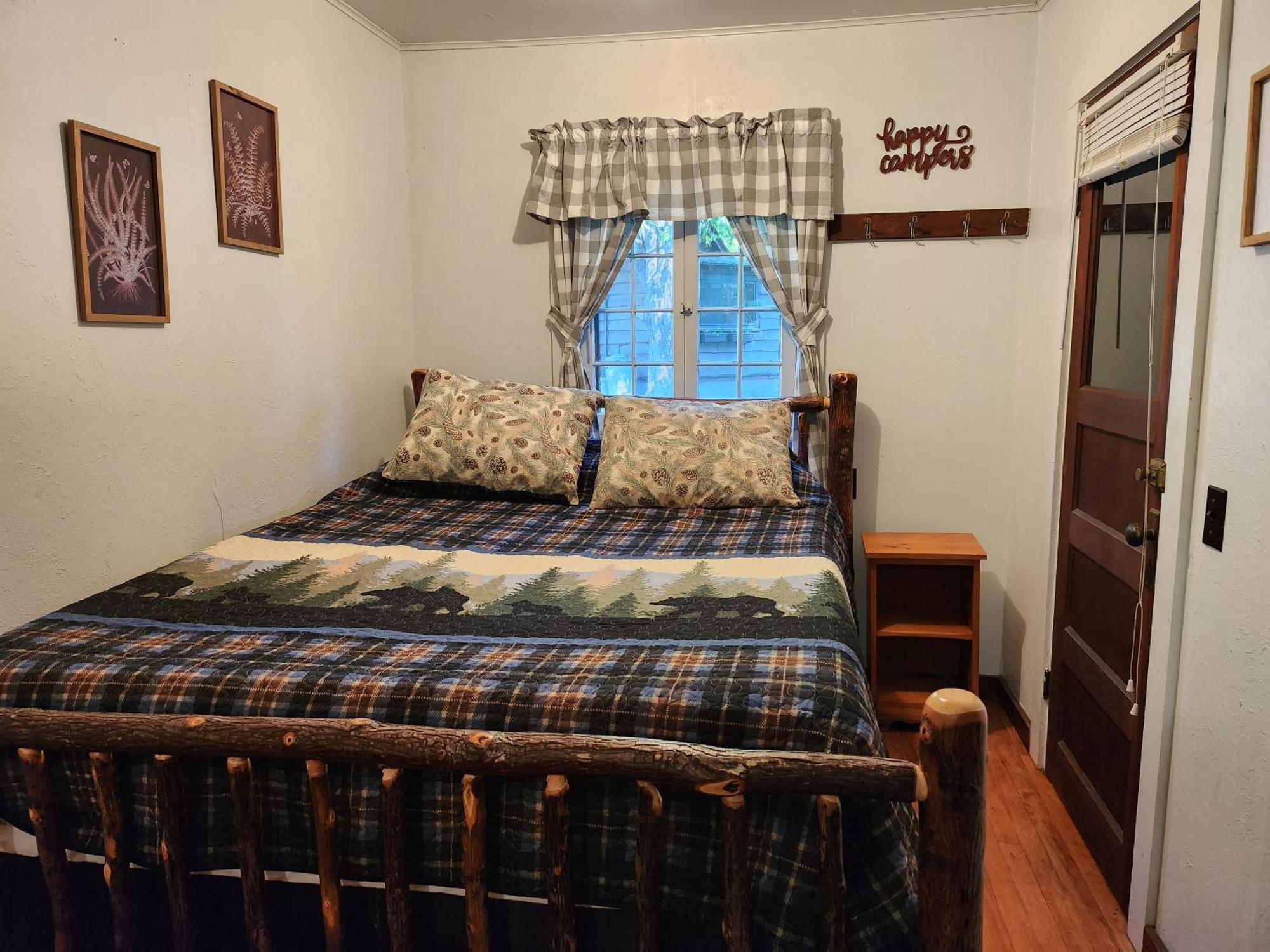 Moreno'S Adirondack Cabins Saranac Lake Buitenkant foto