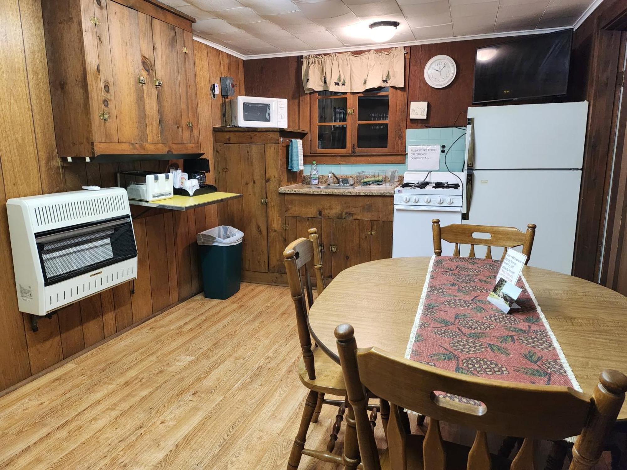Moreno'S Adirondack Cabins Saranac Lake Buitenkant foto