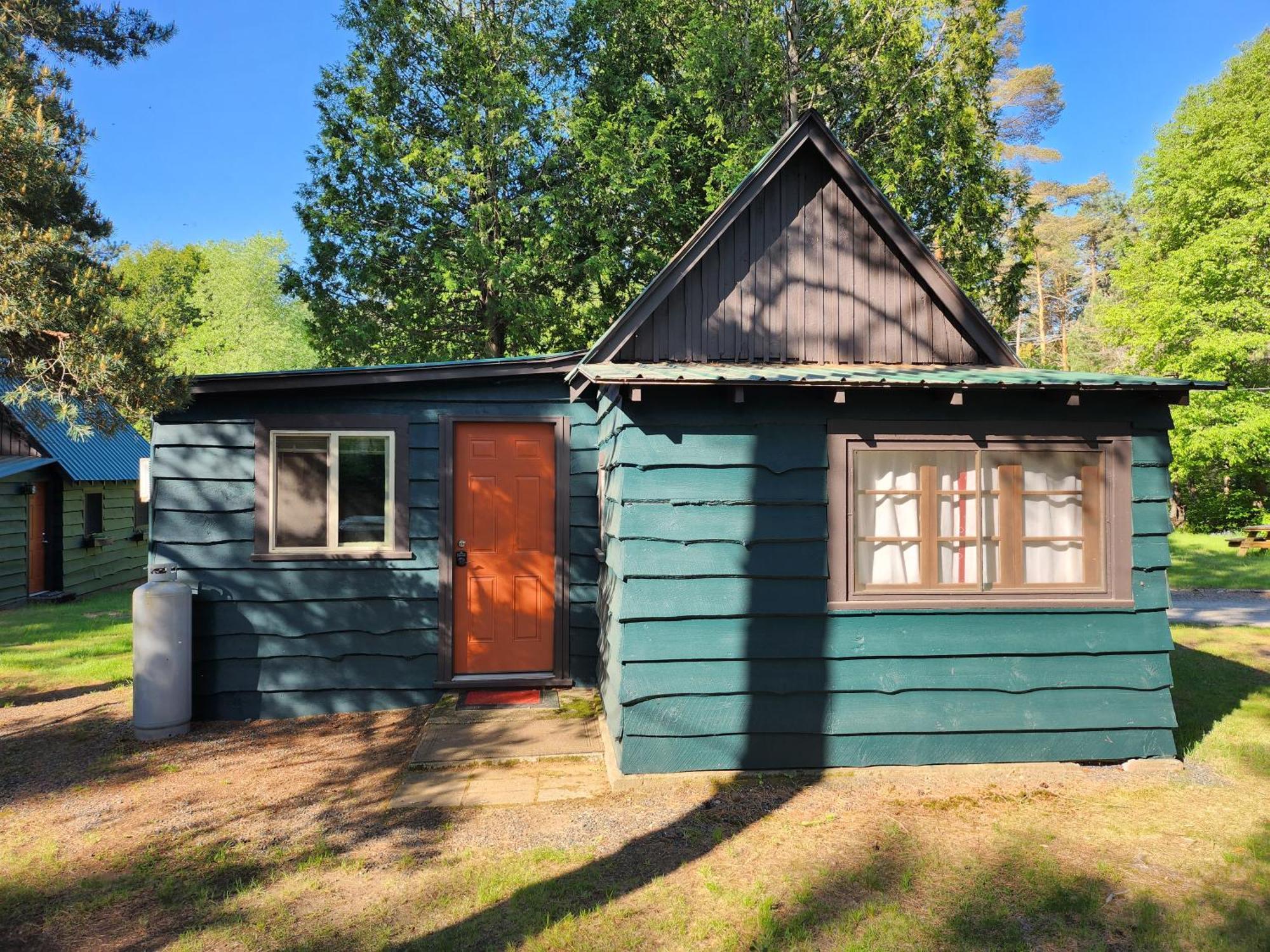 Moreno'S Adirondack Cabins Saranac Lake Buitenkant foto